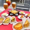 2 Arepas + Salchipapas + 2 Postres Caseros + 2 Bebidas + Salsas