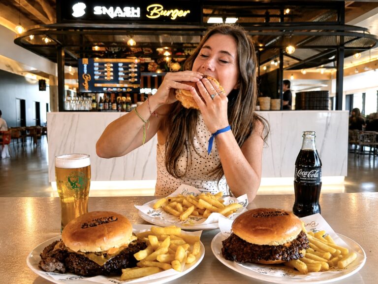 2 Burgers a Elegir + Papas + Brioche de Nutella + 2 Bebidas en Smash Burger