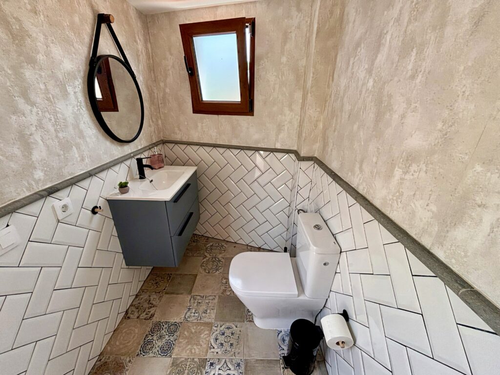 {"tiktok_developers_3p_anchor_params":"{"client_key":"aw889s25wozf8s7e","source_type":"vicut","capability_name":"retouch_image_clear","picture_template_id":""}","source_type":"vicut","pictureId":"7C8BE76E-2E7C-4925-A7F3-38147F9D5BD3","data":{}}
