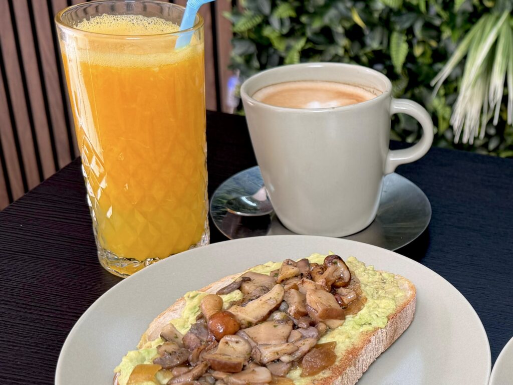 ef263b8e-8aa2-4191-bd91-b4214a18efa3